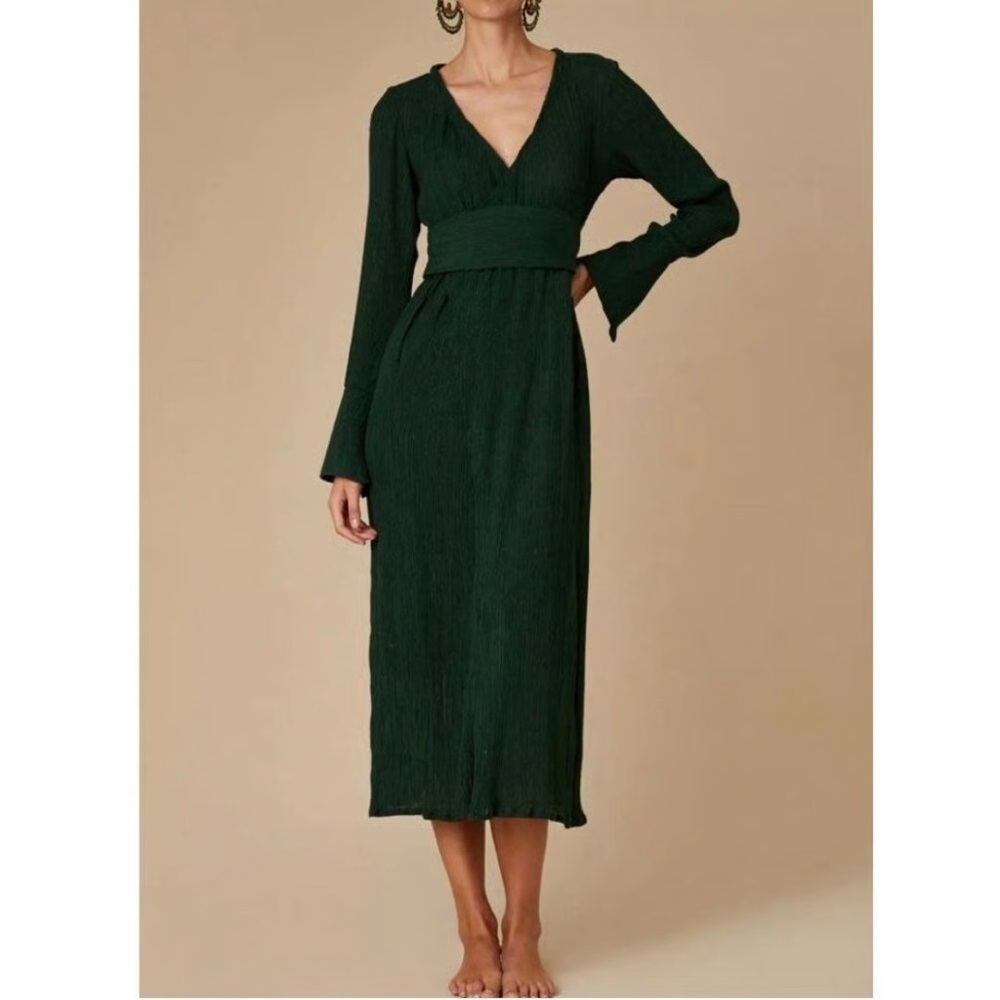 V-Neck Long Sleeve Midi Dress in Dark Green